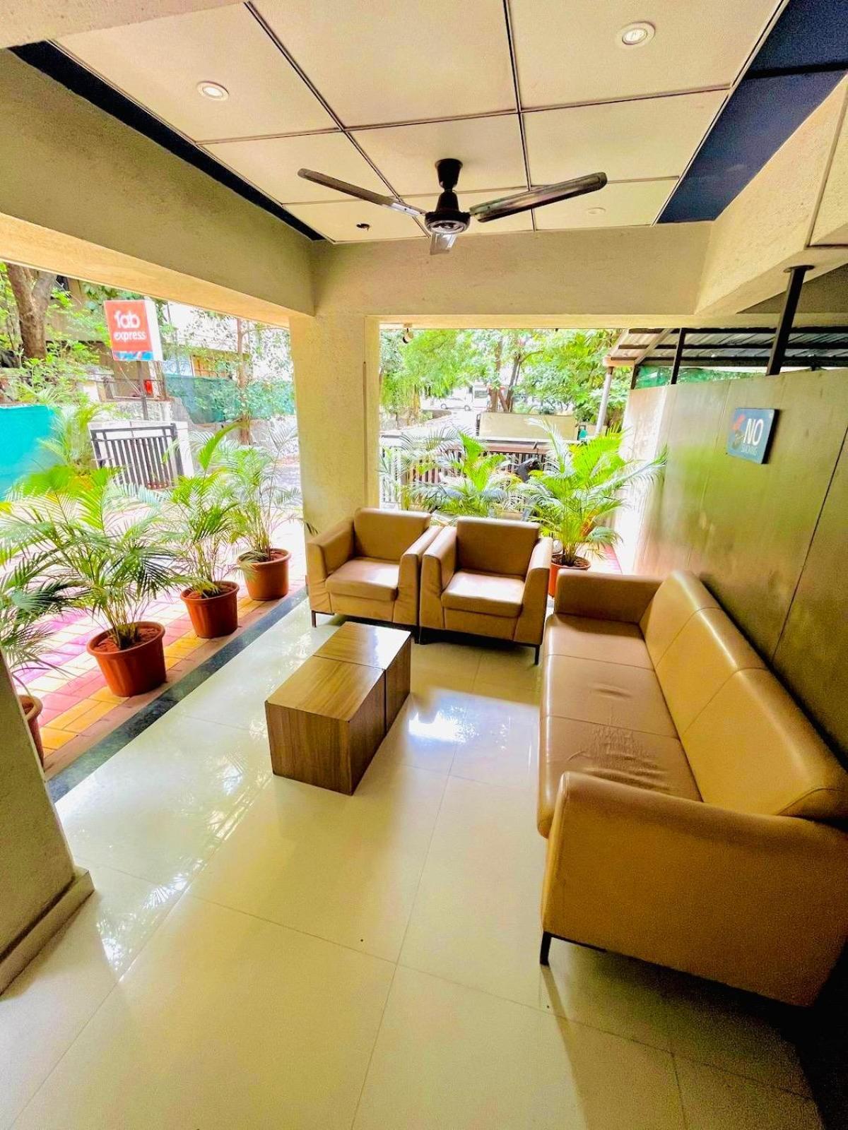 Hotel Marvel Pune Exterior photo